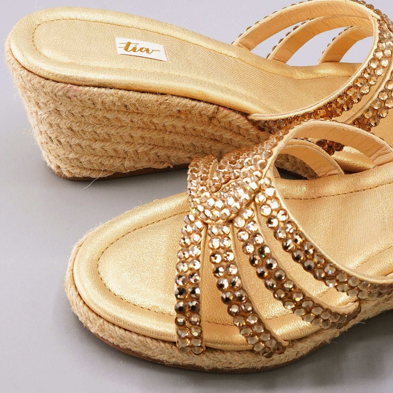 Bella Wedges