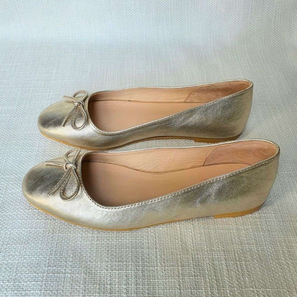 Tia Pumps
